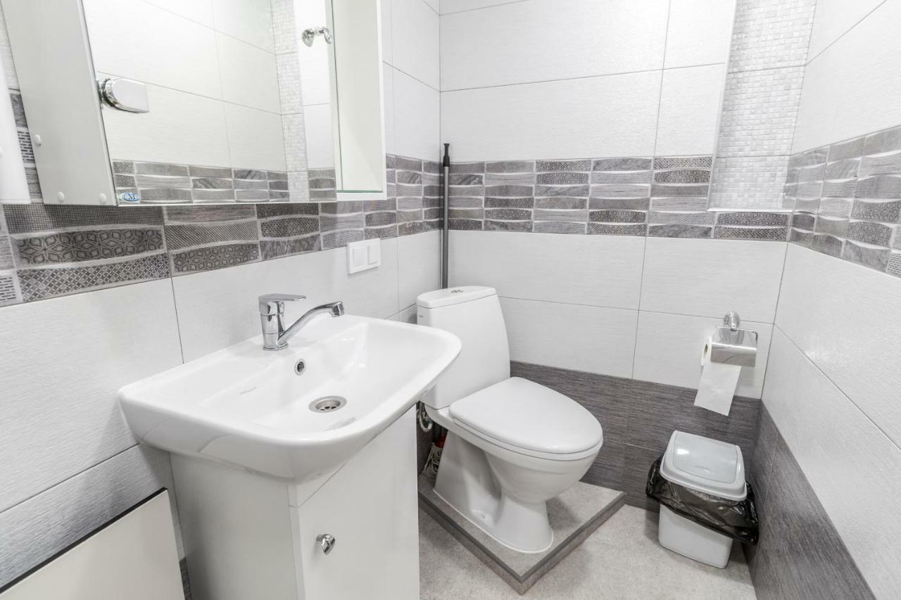 Near Park Franka Apartman Lviv Kültér fotó